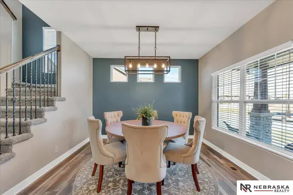 4210 N 207th Street, Elkhorn, NE 68022