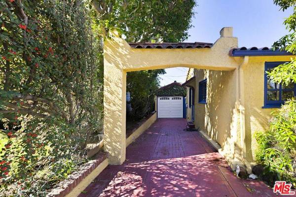 1206 E Palmer AVE, Glendale, CA 91205