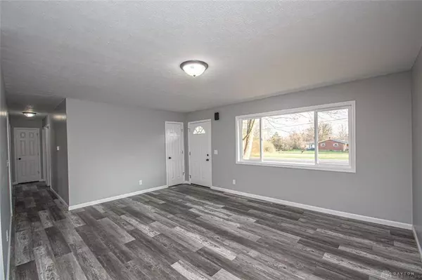 311 E South Street, Gratis, OH 45304