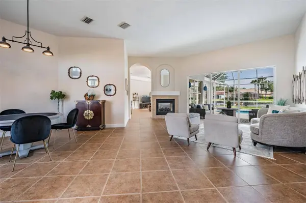 10805 BARBADOS ISLE DR, Tampa, FL 33647