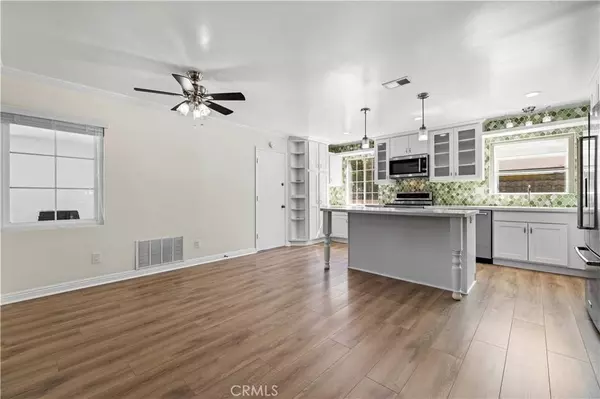 27217 Garza DR, Saugus, CA 91350