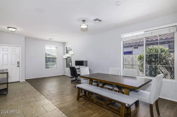 2958 E FANDANGO Drive, Gilbert, AZ 85298