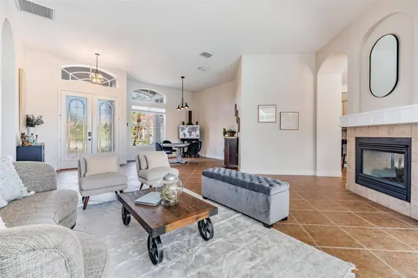 10805 BARBADOS ISLE DR, Tampa, FL 33647