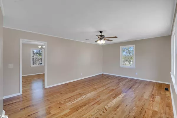 419 Pineview Drive, Pickens, SC 29671