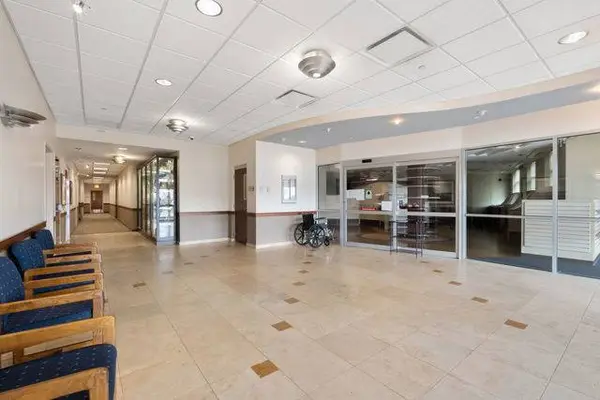 1247 Rickert Drive #B, Naperville, IL 60540