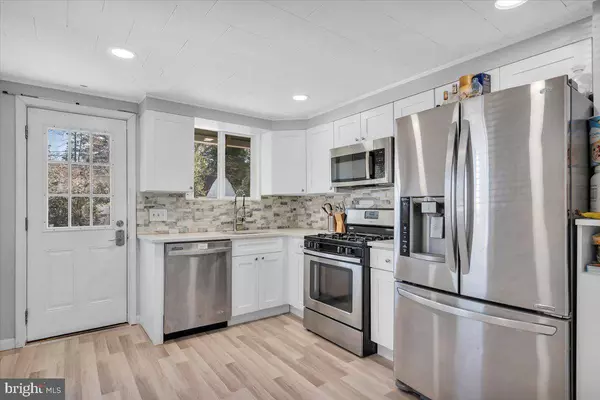 914 GARFIELD AVE, Palmyra, NJ 08065