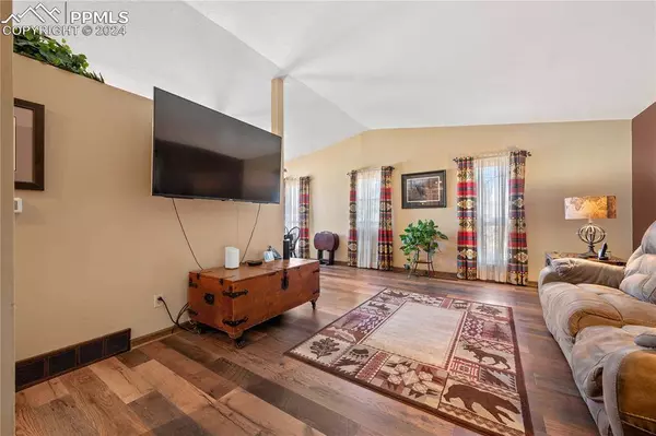 5045 Chickweed DR, Colorado Springs, CO 80917