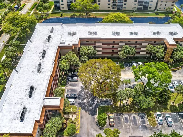 4965 E Sabal Palm BLVD 210, Tamarac, FL 33319