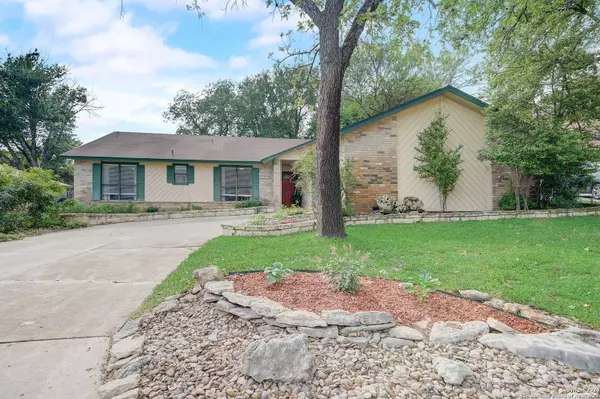 13843 HILLSIDE DR, San Antonio, TX 78249-2527