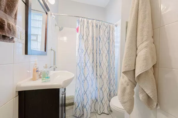 2525 York ST, Blue Island, IL 60406