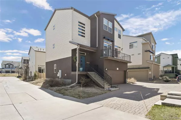 4426 Vindaloo DR, Castle Rock, CO 80109