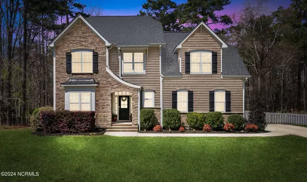 211 Dresden Lane, Whispering Pines, NC 28327