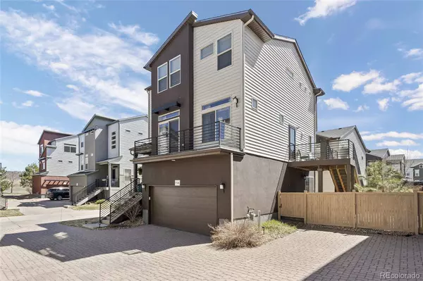 4426 Vindaloo DR, Castle Rock, CO 80109