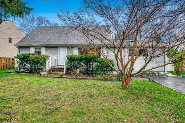 20 Mcpherson Ave, Metuchen Boro, NJ 08840