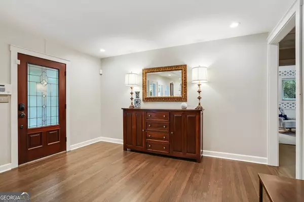 6126 Kayron, Sandy Springs, GA 30328