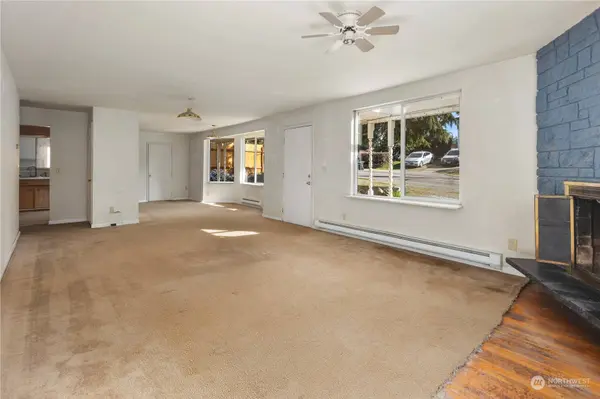 448 SW 143rd ST, Seattle, WA 98166