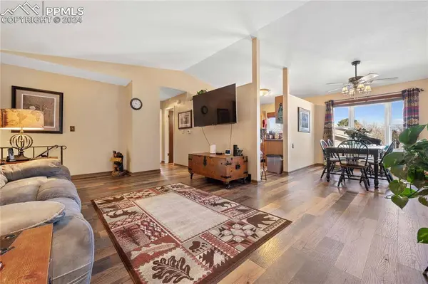 5045 Chickweed DR, Colorado Springs, CO 80917