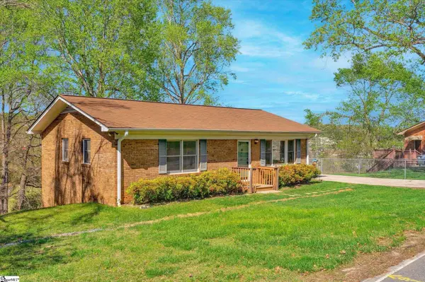 419 Pineview Drive, Pickens, SC 29671