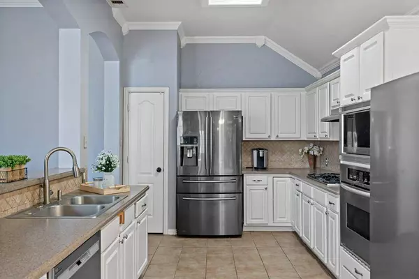 5004 Grampian Way, Mckinney, TX 75071