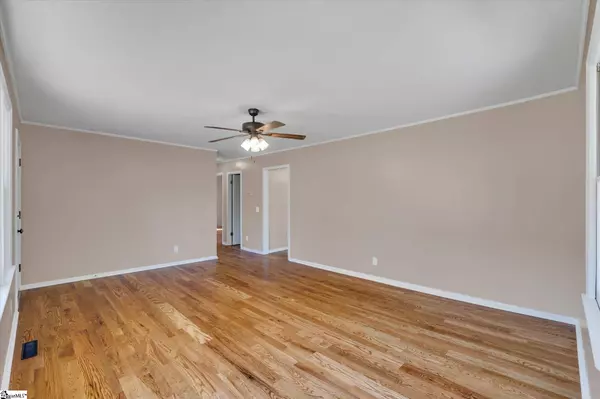 419 Pineview Drive, Pickens, SC 29671