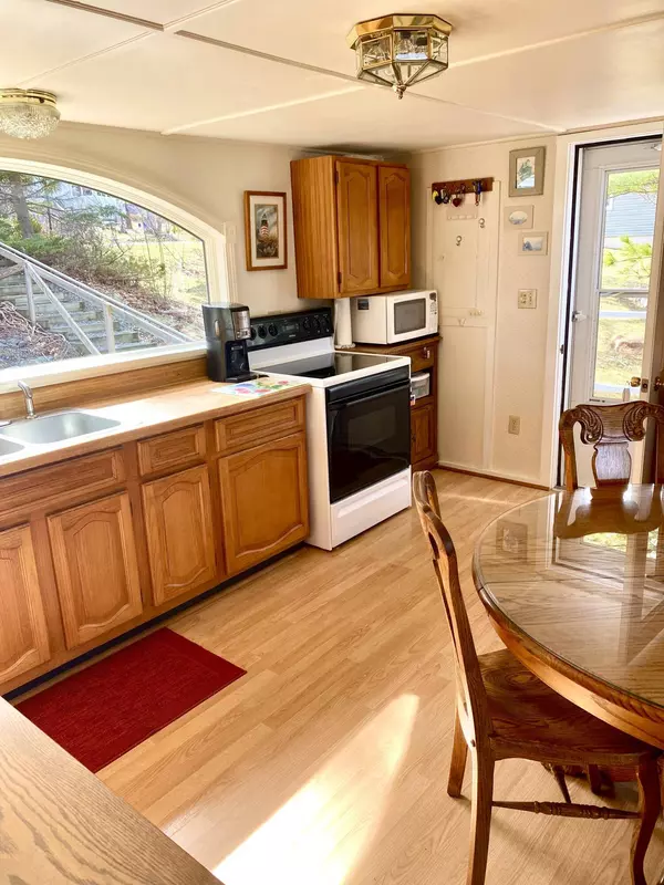 45 Eider RD, Harpswell, ME 04079