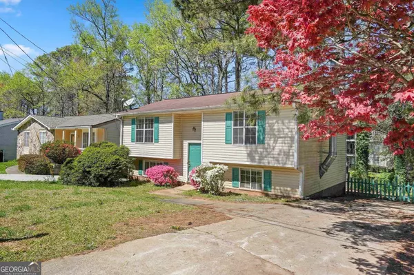 4286 Village Square LN, Stone Mountain, GA 30083