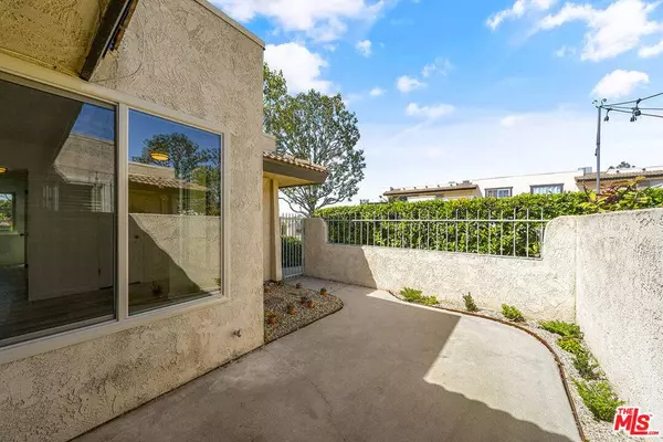 5753 La Jolla WAY #13, Cypress, CA 90630