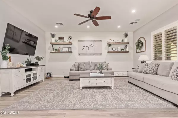 2937 S 183rd Drive, Goodyear, AZ 85338