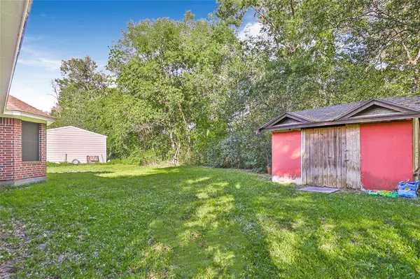 22406 E Shorewood LOOP, Huffman, TX 77336