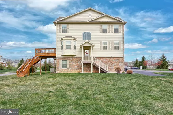 711 JONATHAN CT, Mechanicsburg, PA 17055