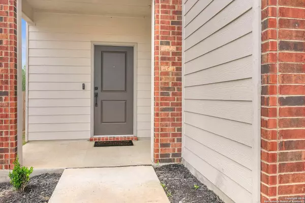 2431 Bart Cv, San Antonio, TX 78244