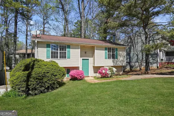 4286 Village Square LN, Stone Mountain, GA 30083