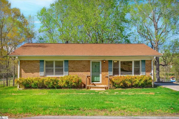 419 Pineview Drive, Pickens, SC 29671