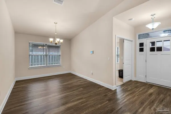 4451 Winona Dr, Pace, FL 32571