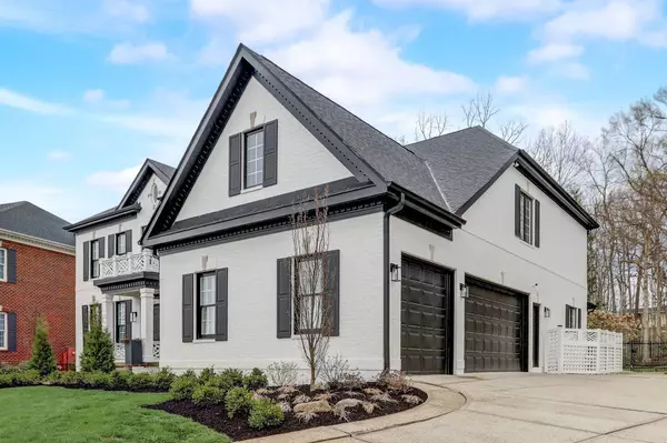 8023 Heyward DR, Indianapolis, IN 46250