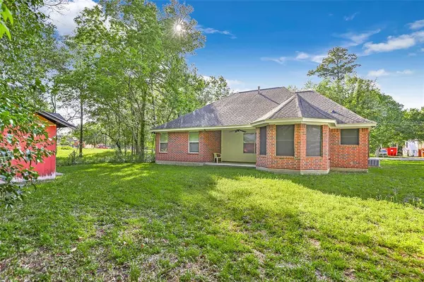 22406 E Shorewood LOOP, Huffman, TX 77336