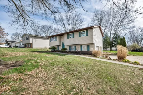 626 Snively AVE NW, Massillon, OH 44646