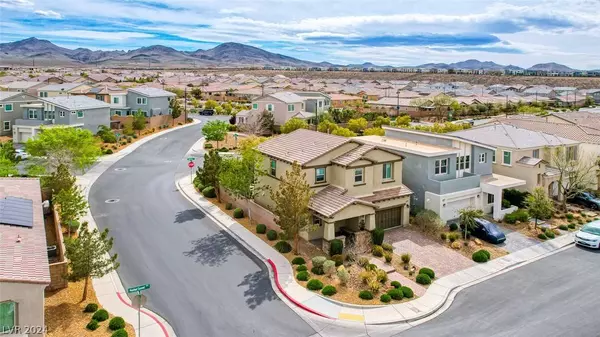 3073 Hushed Sonnet Avenue, Henderson, NV 89044