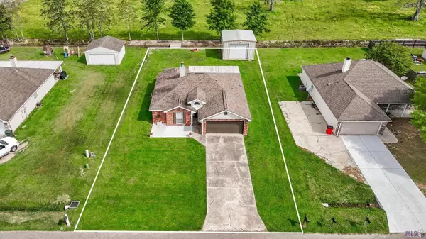 43210 N HENDERSON AVE, Prairieville, LA 70769