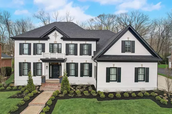 8023 Heyward DR, Indianapolis, IN 46250