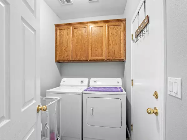 1179 W Jameson Avenue, Fowler, CA 93625