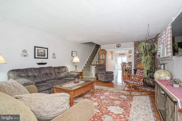 3213 FULLER ST, Philadelphia, PA 19136