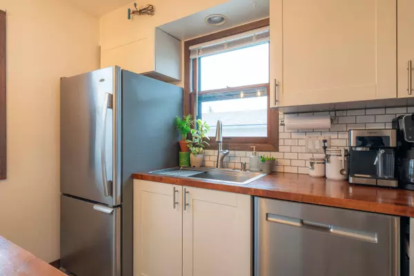 2530 Western Ave, Campbell, WI 54603