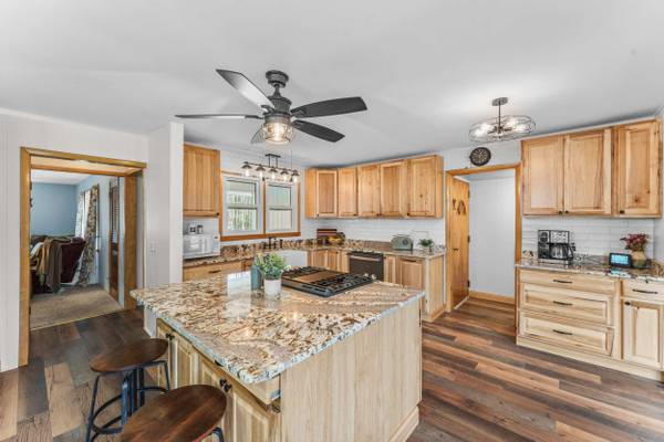 433 E Maitland Ln, New Castle, PA 16105