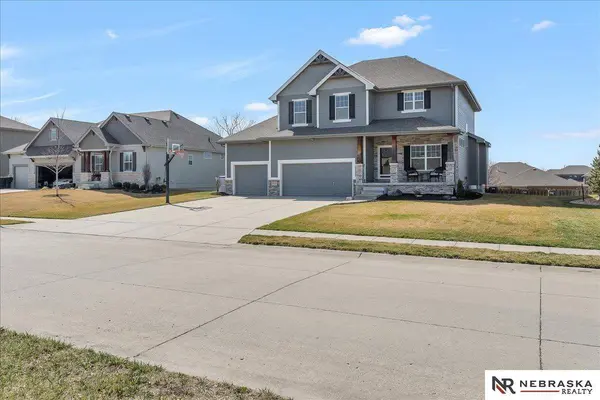 4210 N 207th Street, Elkhorn, NE 68022