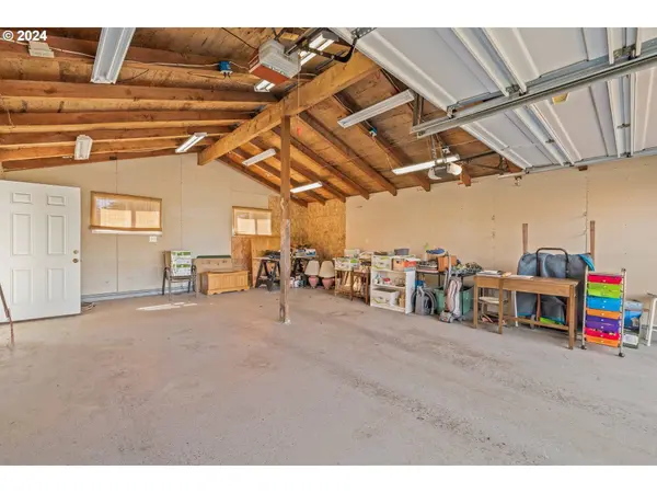 12856 HIEFIELD CT, Oregon City, OR 97045