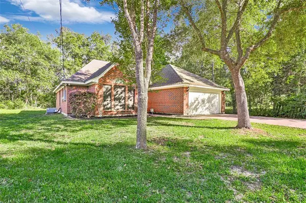 22406 E Shorewood LOOP, Huffman, TX 77336
