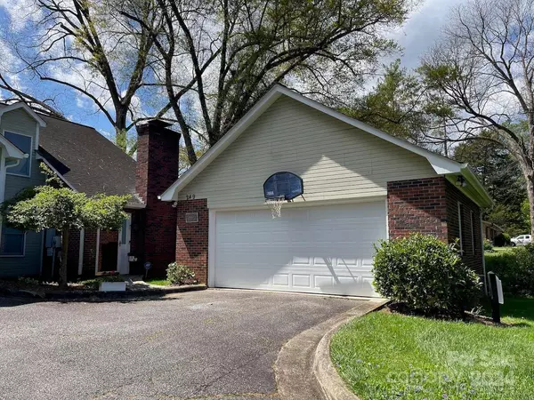 249 5th AVE NE #9 & 9A, Hickory, NC 28601