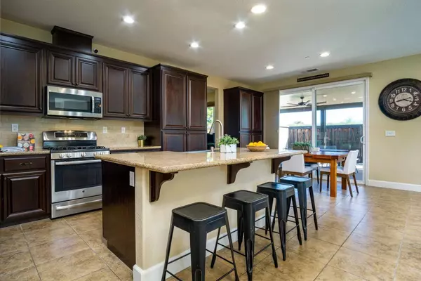 2104 Collet CT, Rocklin, CA 95765