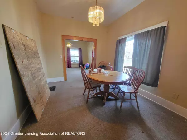 117 S Jefferson Street, Mason, MI 48854, Mason, MI 48854